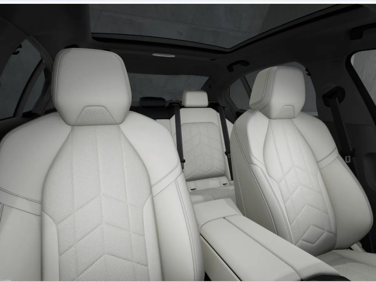 BMW 5-Series 530e M Sport Pro - Image 4