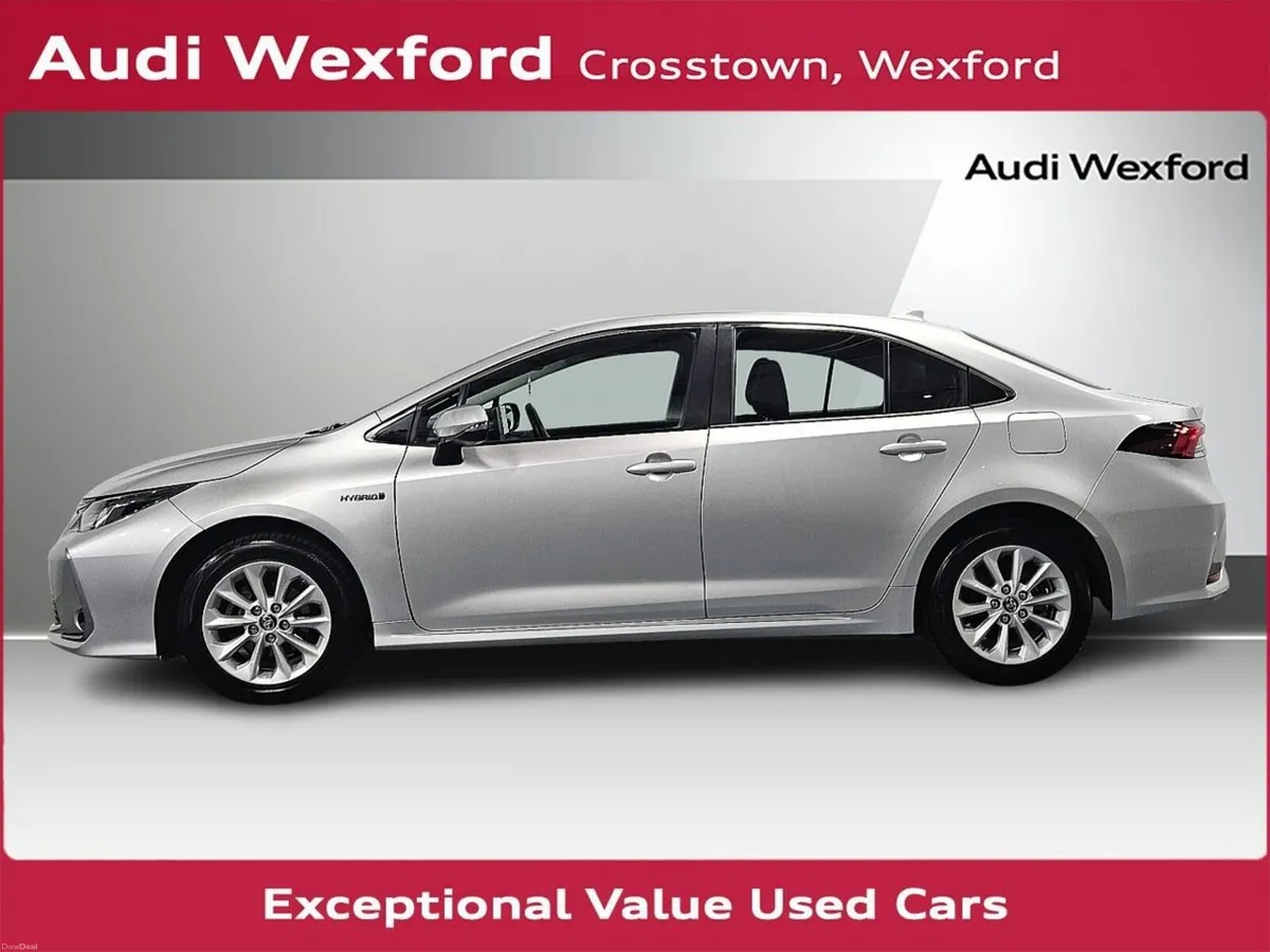 Toyota Corolla 1.8 Hybrid Luna Saloon €297p/m - Image 4