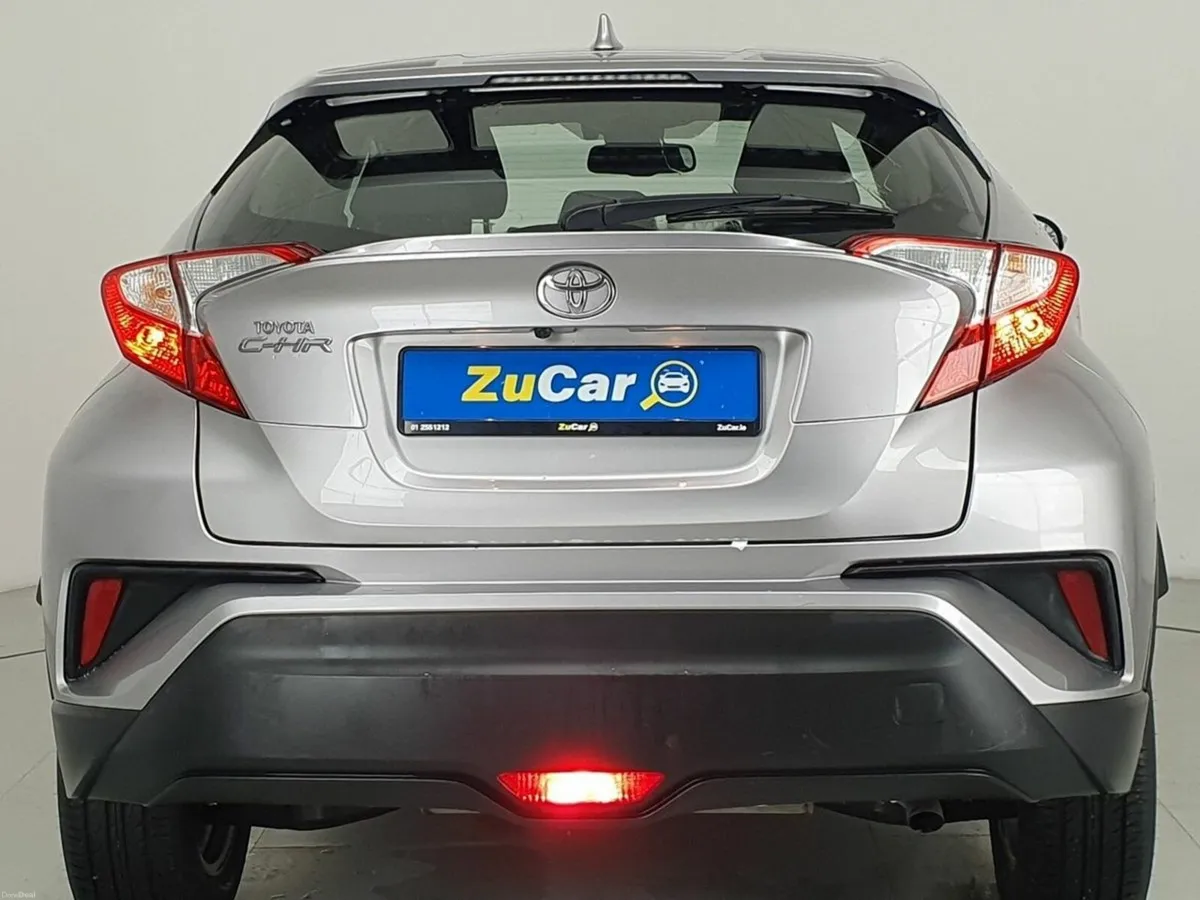 Toyota C-HR 1.2 TURBO PETROL LUNA - Image 4