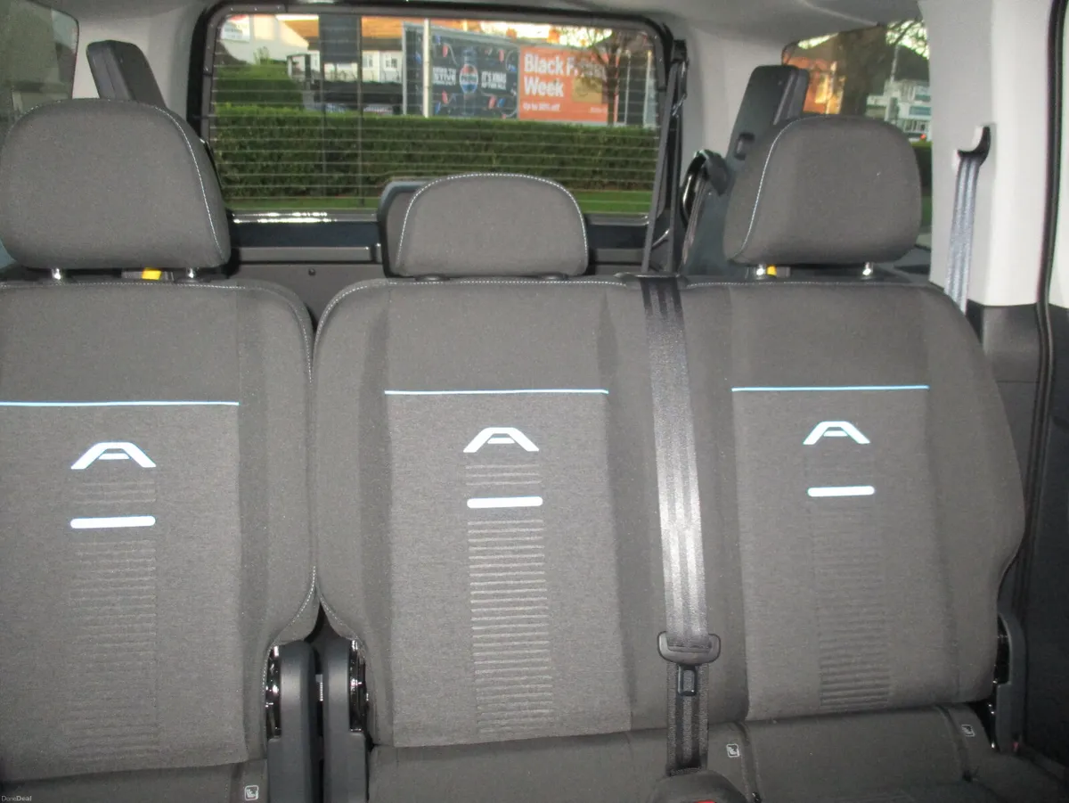 NEW TOURNEO CONNECT PLUG IN HYBRID W/CHAIR TAXI - Image 6