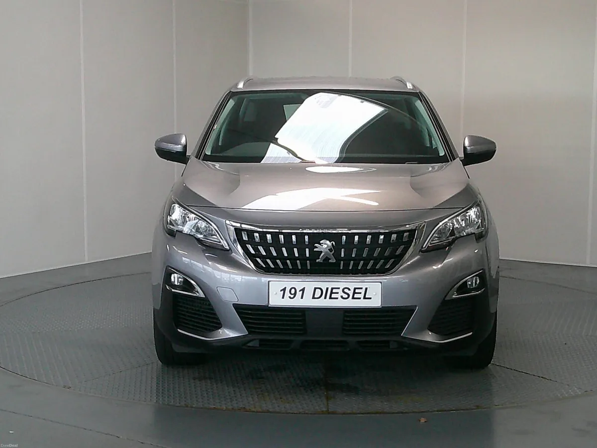 Peugeot 3008 2019 - Image 2