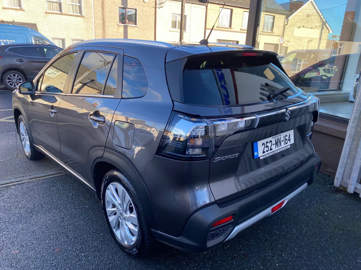 Suzuki S-CROSS 2025 Mild HYBRID 1.4 Motion - Image 3