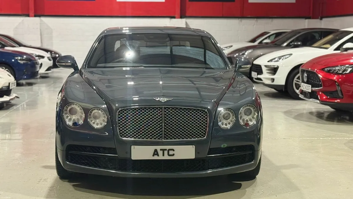 2015  Bentley Flying Spur 4.0 V8 Saloon - Image 2