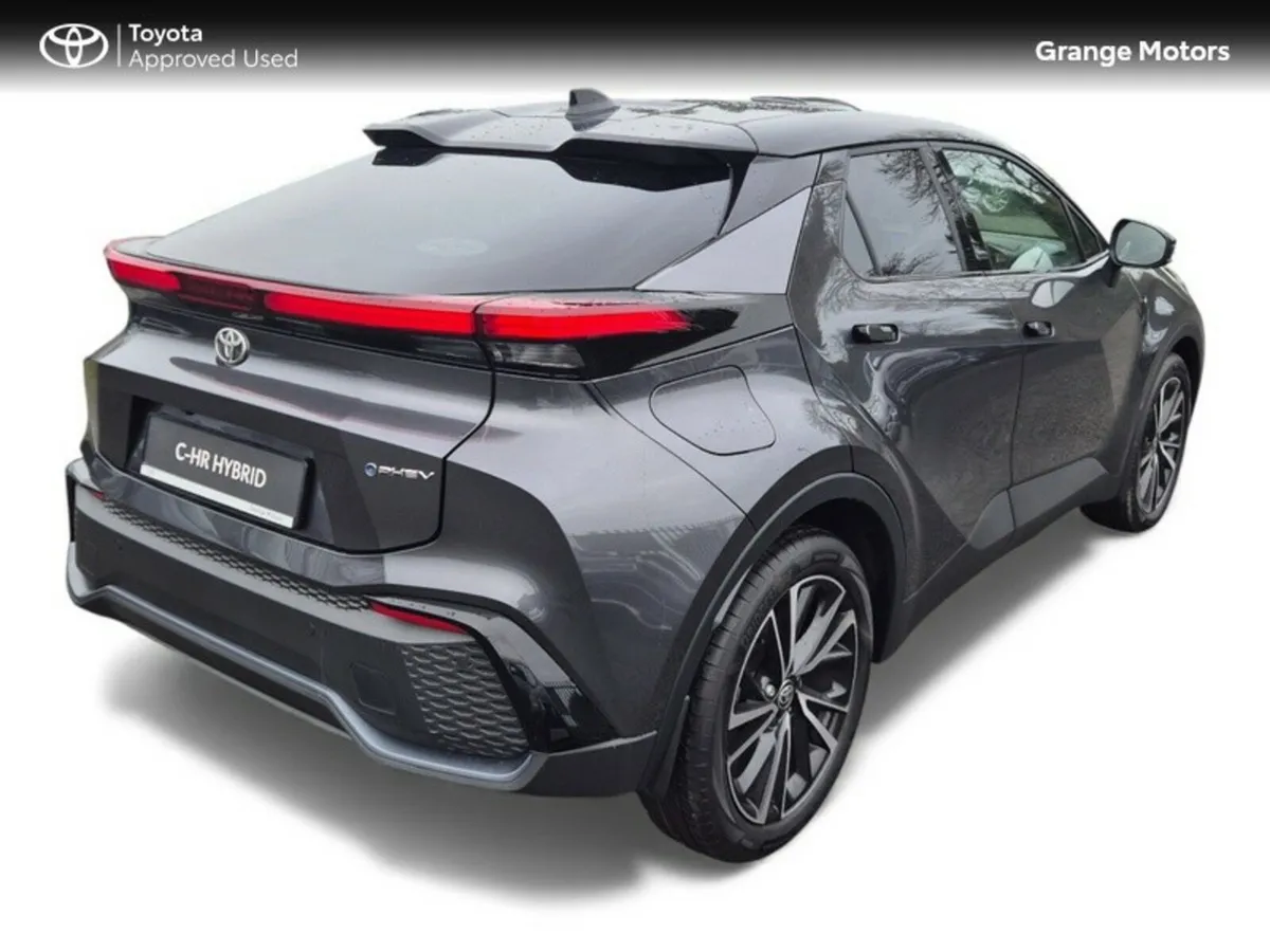 Toyota C-HR PHEV SOL**70KM ON FULL ELECTRIC** - Image 3