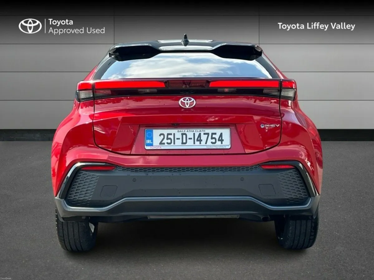 Toyota C-HR C-HR PHEV SOL - Image 4