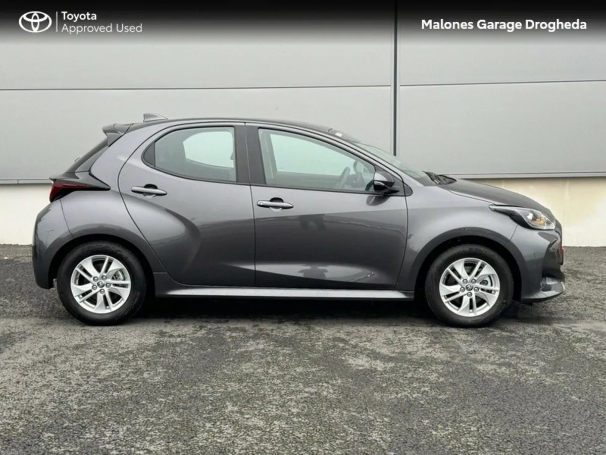 Toyota Yaris 1.5 Hybrid Luna Call Now : 041 980 24 - Image 3