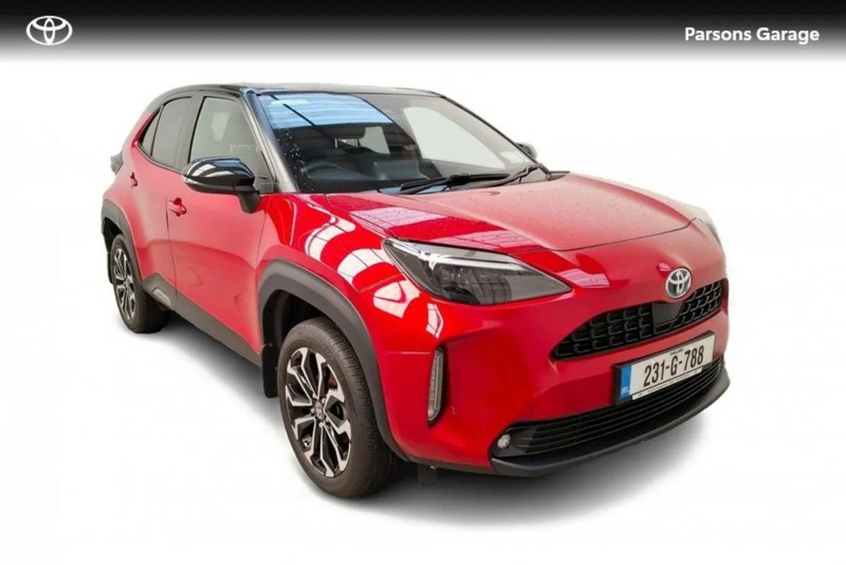 Toyota Yaris Cross YARIS CROSS LUNA SPORT - Image 1