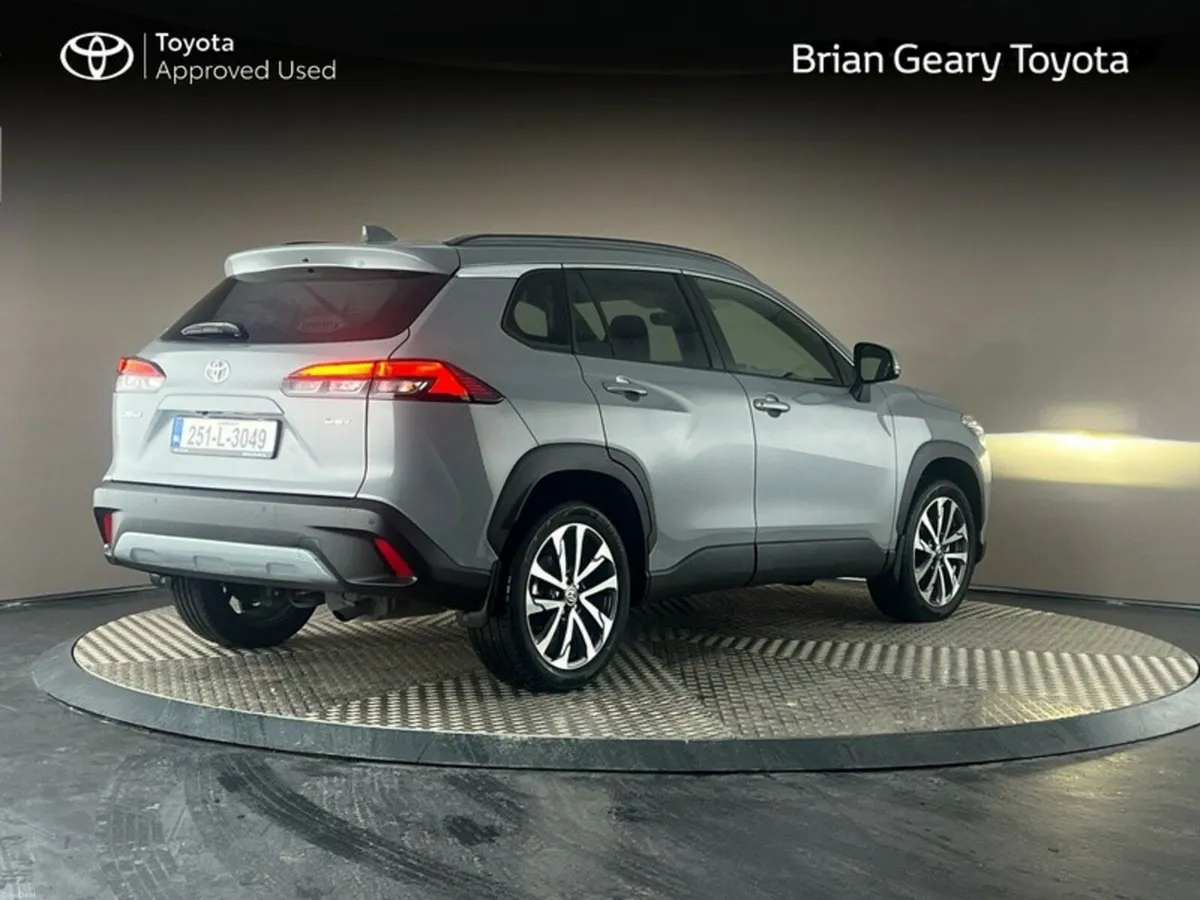 Toyota Corolla Cross HYBRID SPORT - Image 2