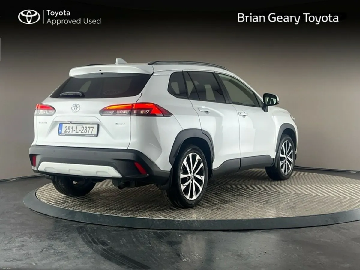 Toyota Corolla Cross HYBRID SPORT - Image 2