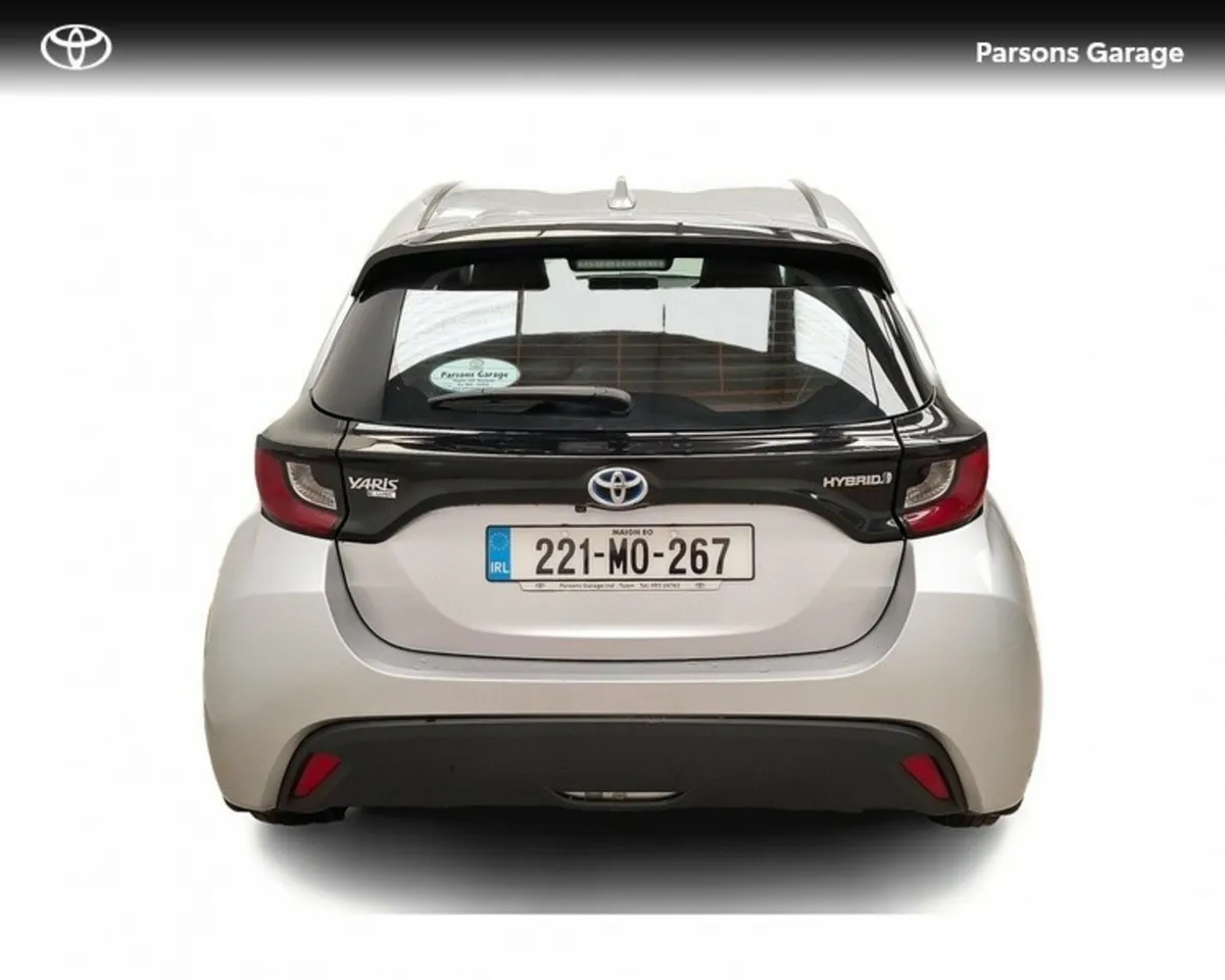 Toyota Yaris 1.5 HYBRID LUNA SPEC - Image 4