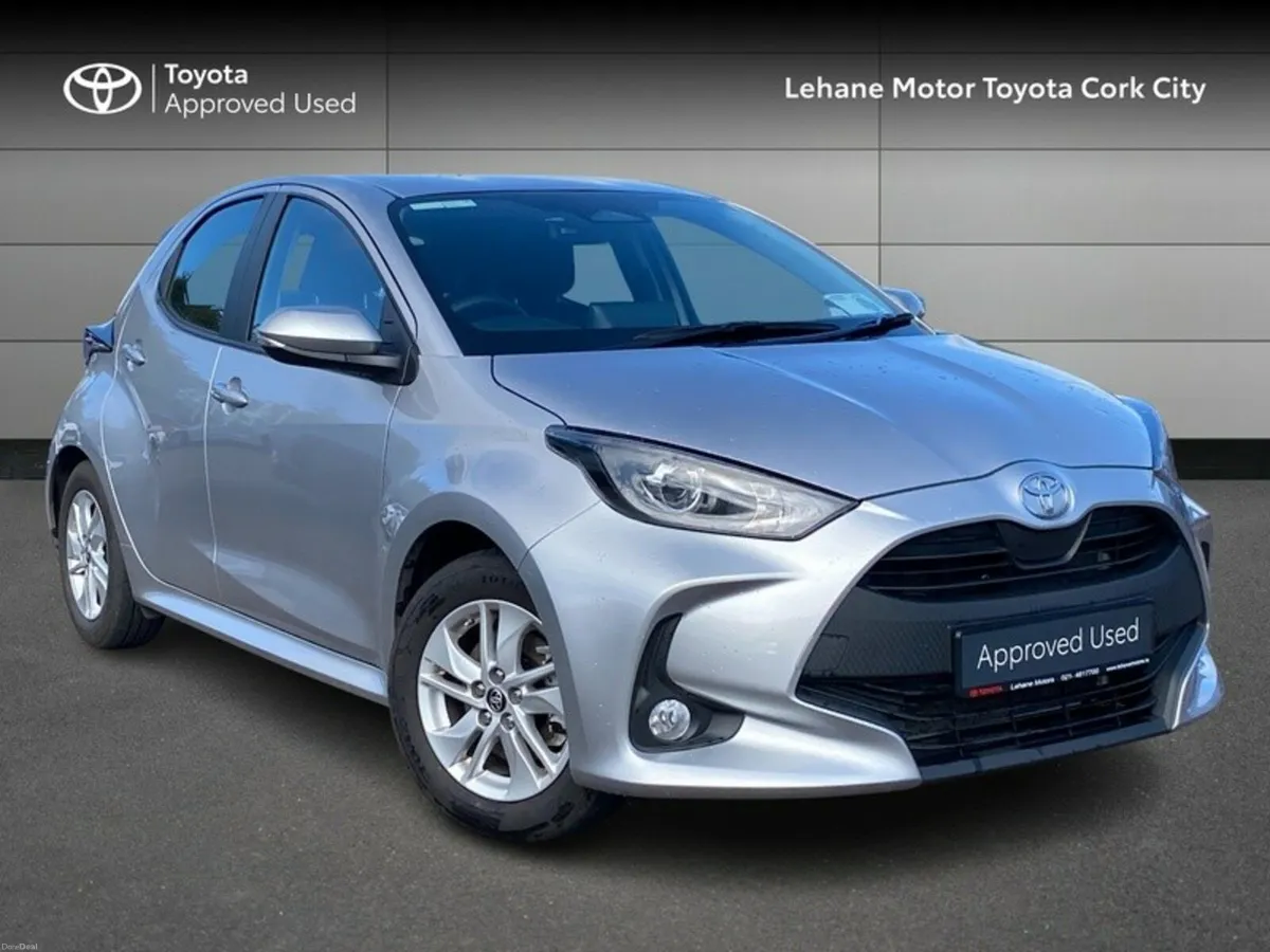 Toyota Yaris Yaris Hybrid 115 Luna - Image 1