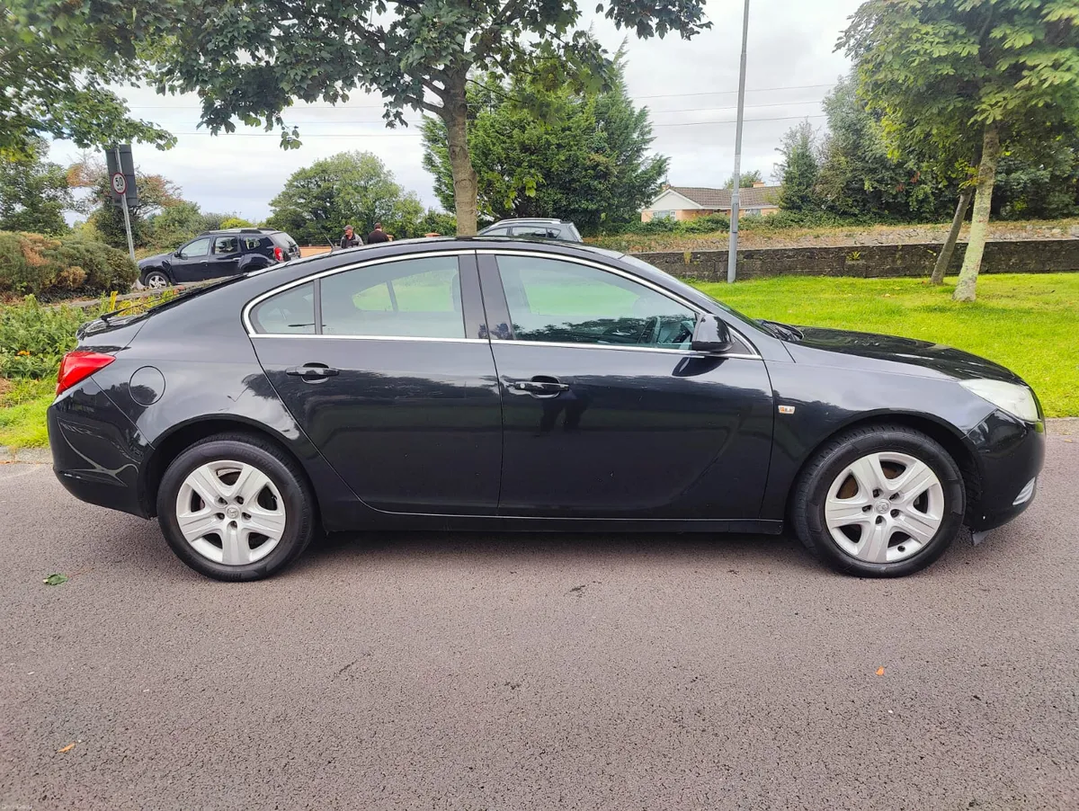 131 Vauxhall Insignia Low Mileage - Image 4