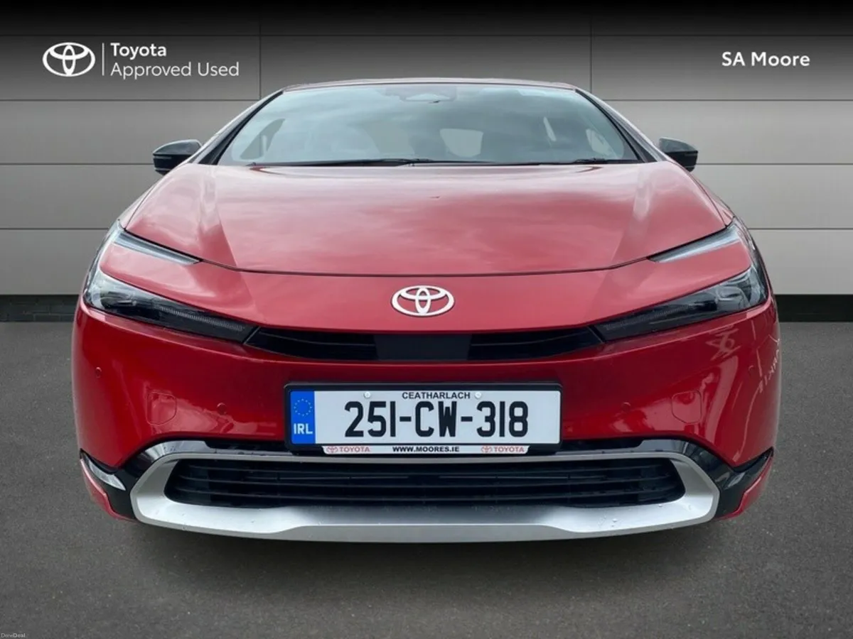 Toyota Prius TOP SPEC - PLUG-IN HYBRID - Image 5