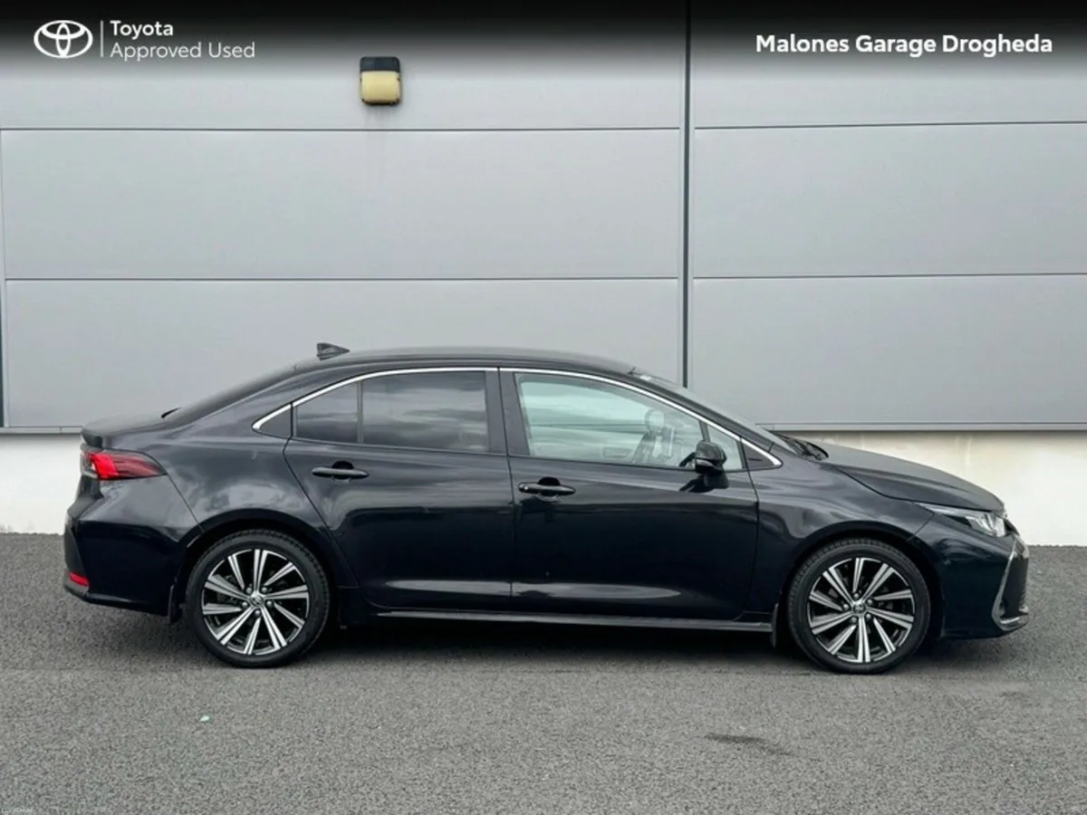 Toyota Corolla 1.8 Hybrid Luna Sport Call Now: 041 - Image 3