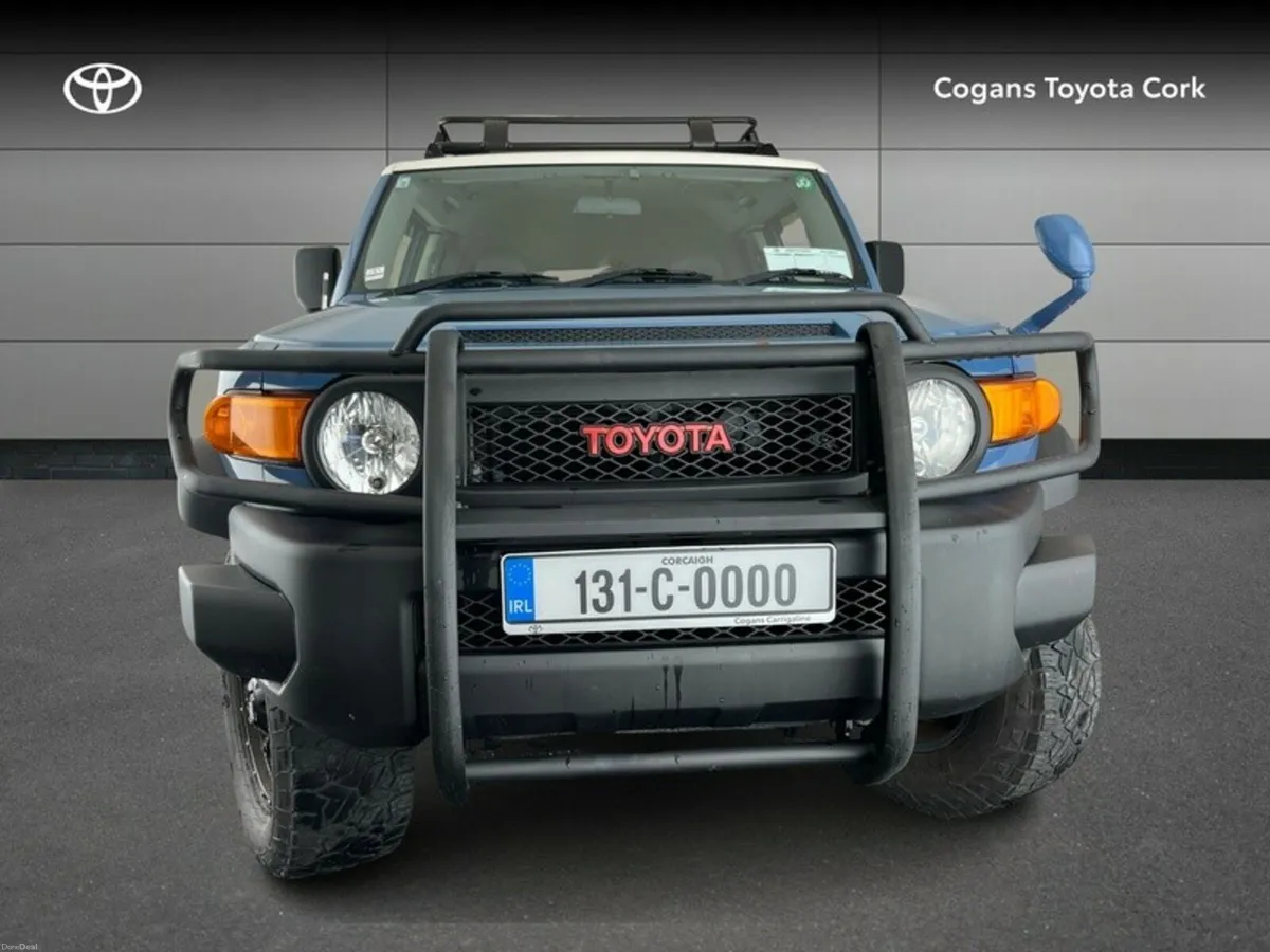 Toyota Land Cruiser FJ V6 - Image 5