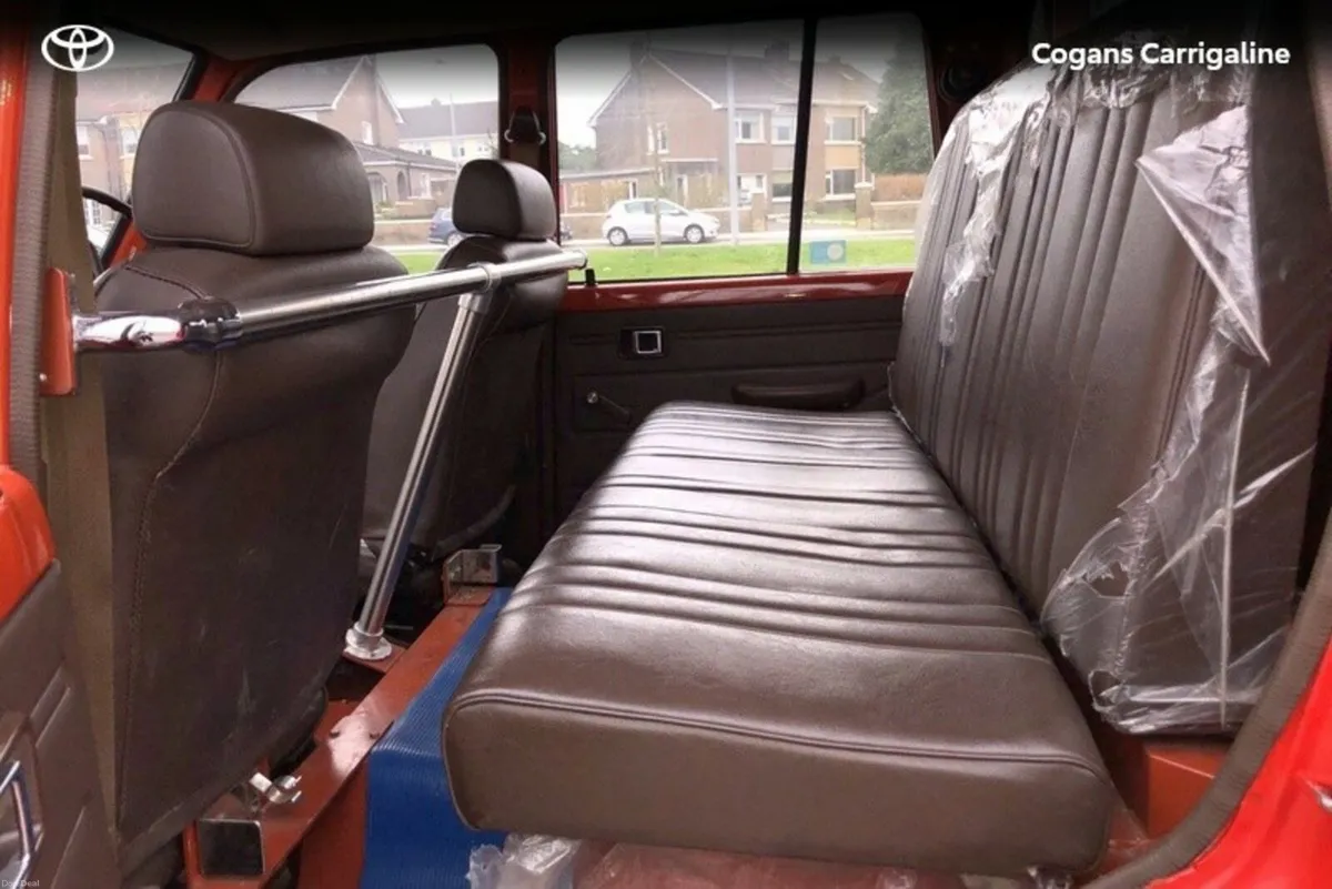 Toyota Land Cruiser FJ61 Fire Truck - Image 2