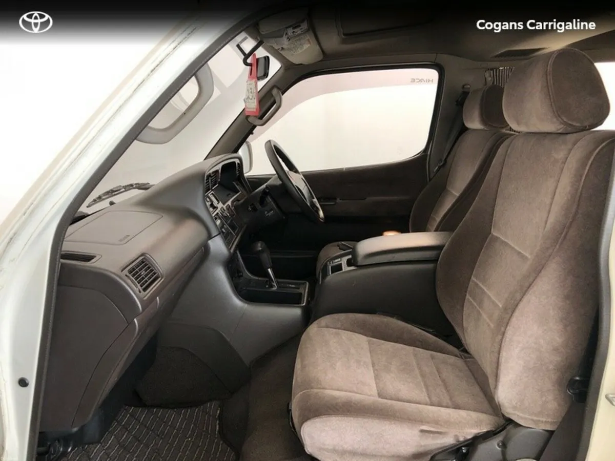 Toyota HiAce 8 Seater - Image 6