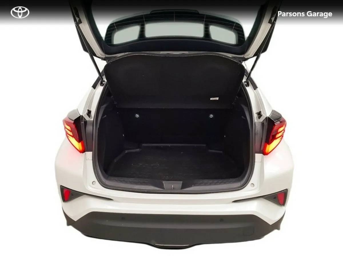 Toyota C-HR C-HR 1.8 HYBRID SOL - Image 5