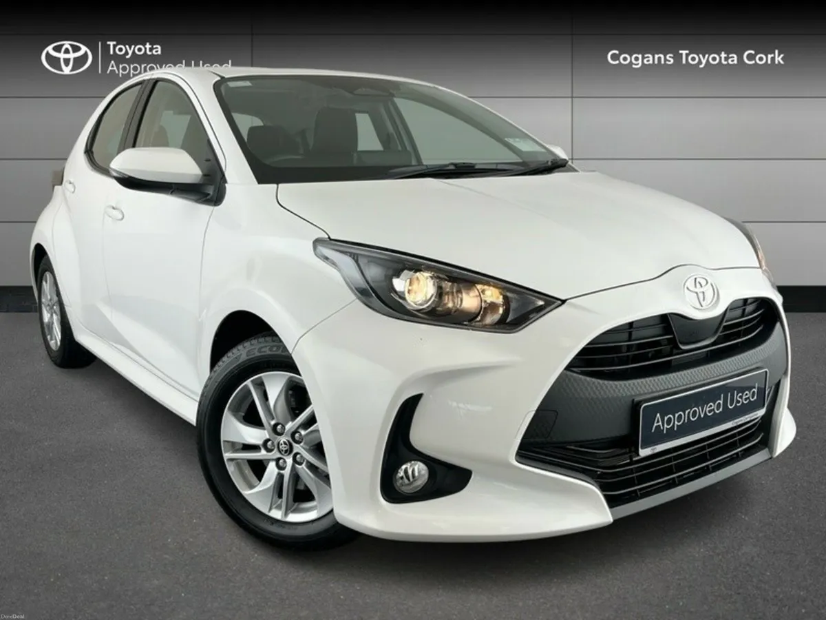 Toyota Yaris Hybrid Luna - Image 1