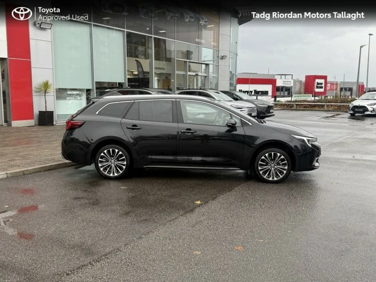 Toyota Corolla SOL T/S*** DEMO SALE *** BIG SAVING - Image 3