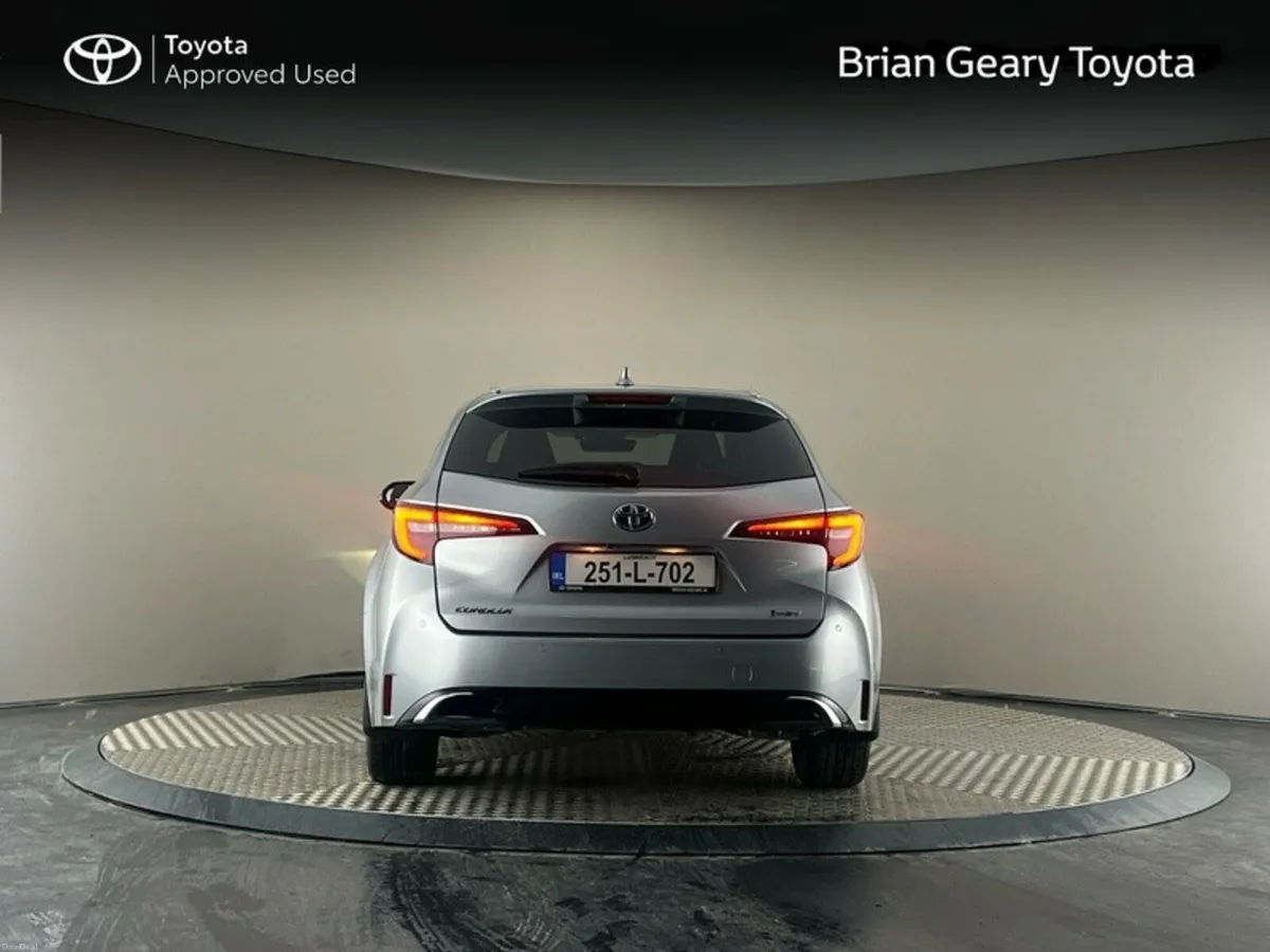 Toyota Corolla HYBRID SOL T/S - Image 4