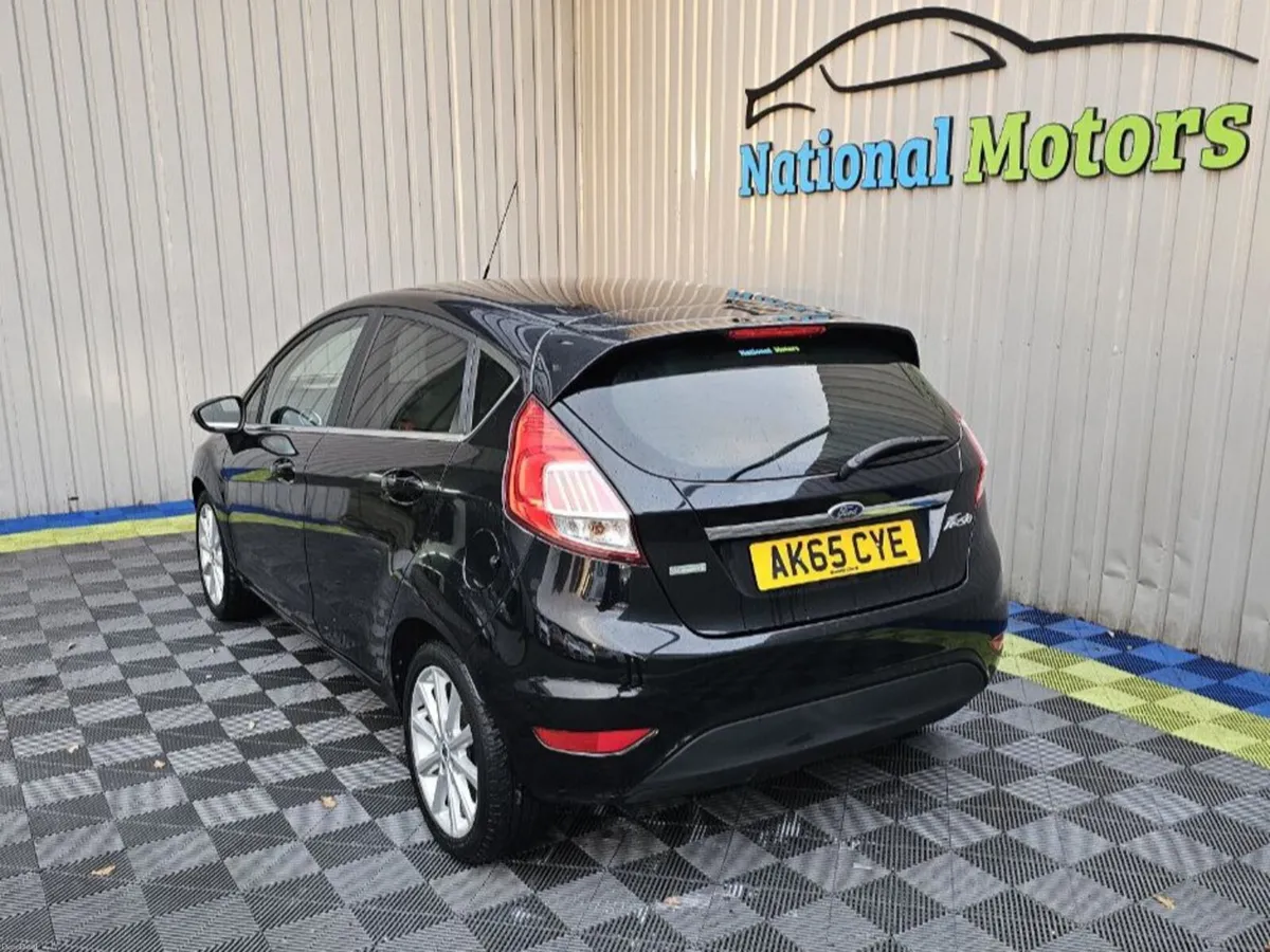 2015 Ford Fiesta TITANIUM 1.0 Petrol - Image 5