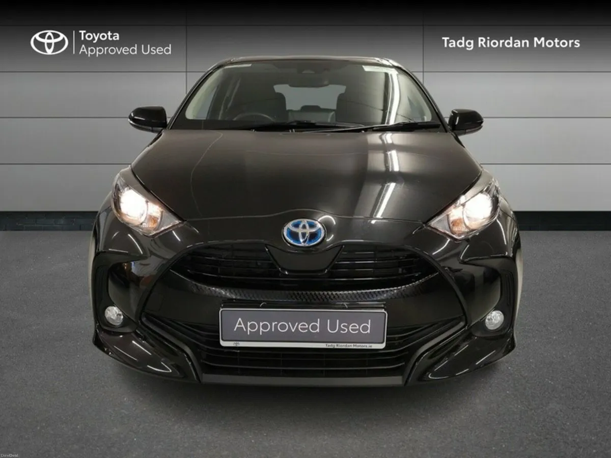 Toyota Yaris 1.5 HYBRID L/SPORT - Image 5