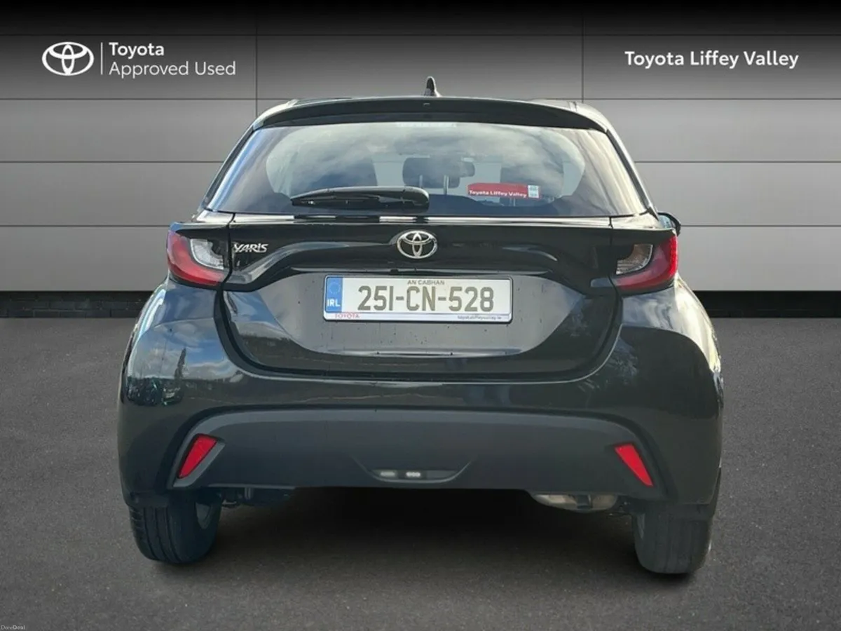 Toyota Yaris YARIS 1.5 LUNA - Image 4