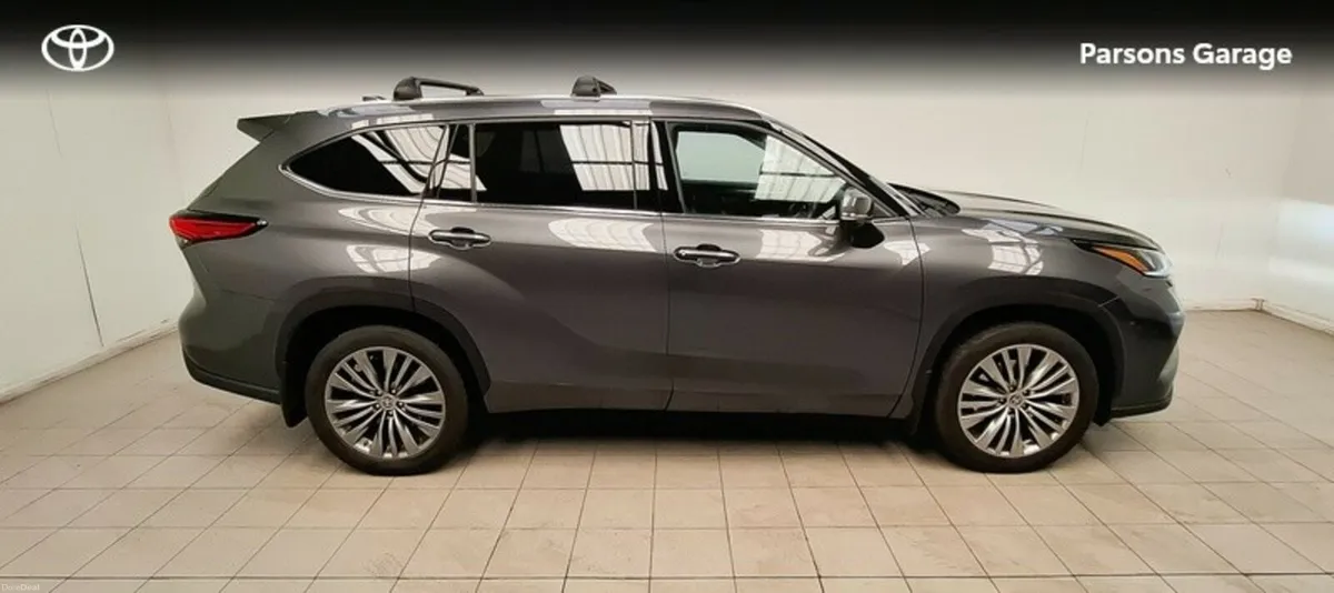 Toyota Highlander HIGHLANDER SOL - Image 2