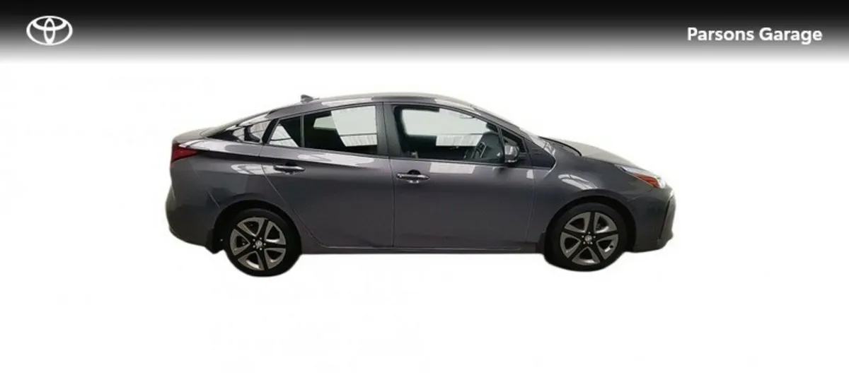 Toyota Prius PRIUS LUXURY - Image 3