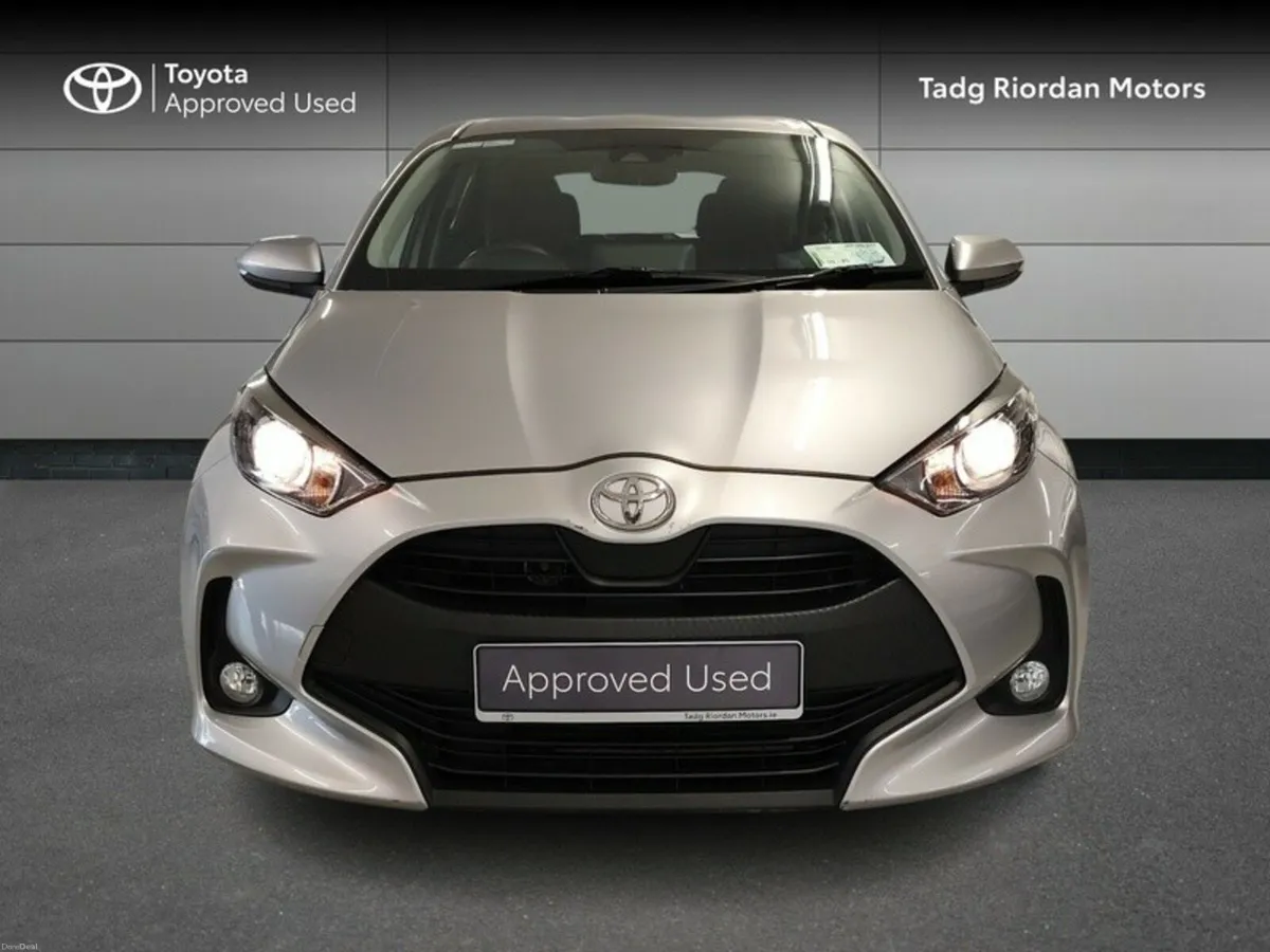 Toyota Yaris 1.0 LUNA - Image 5