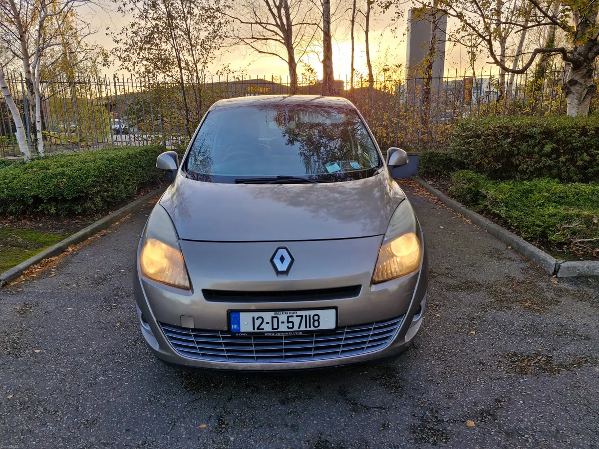 Renault Scenic 2012 - Image 2