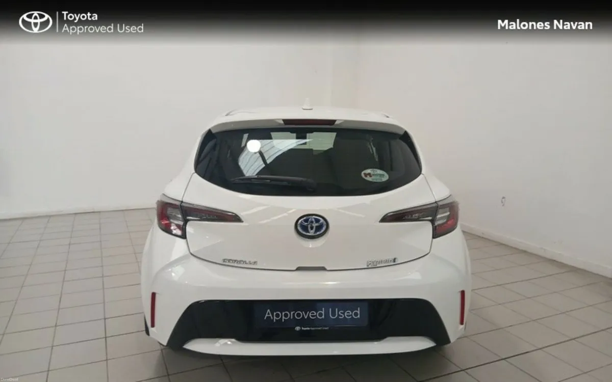 Toyota Corolla COROLLA HYBRID LUNA H/B - Image 4