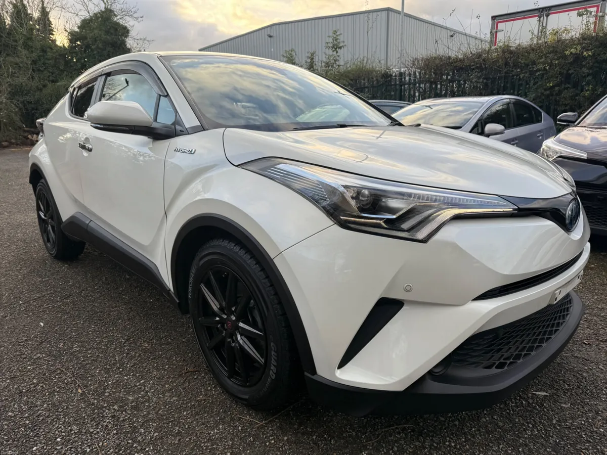 Toyota CH-R - Image 1