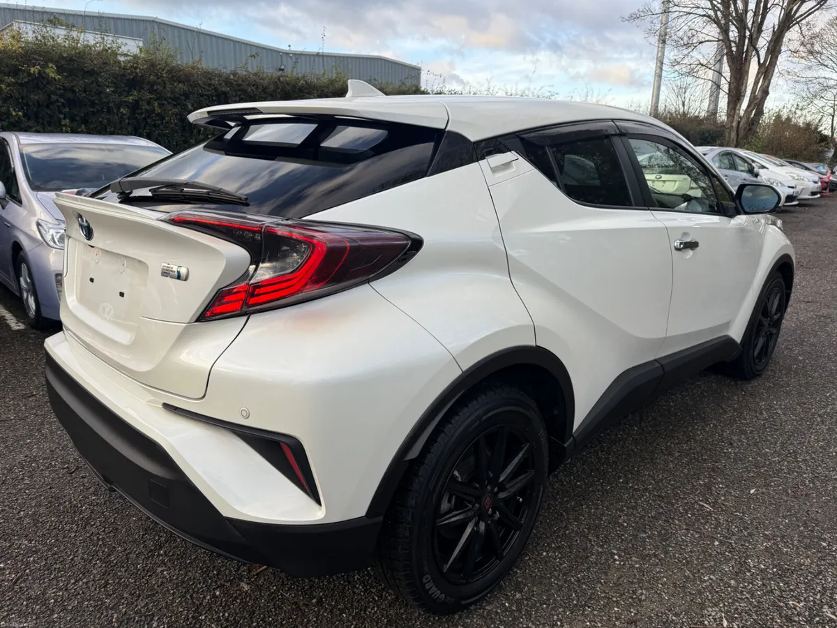 Toyota CH-R - Image 4