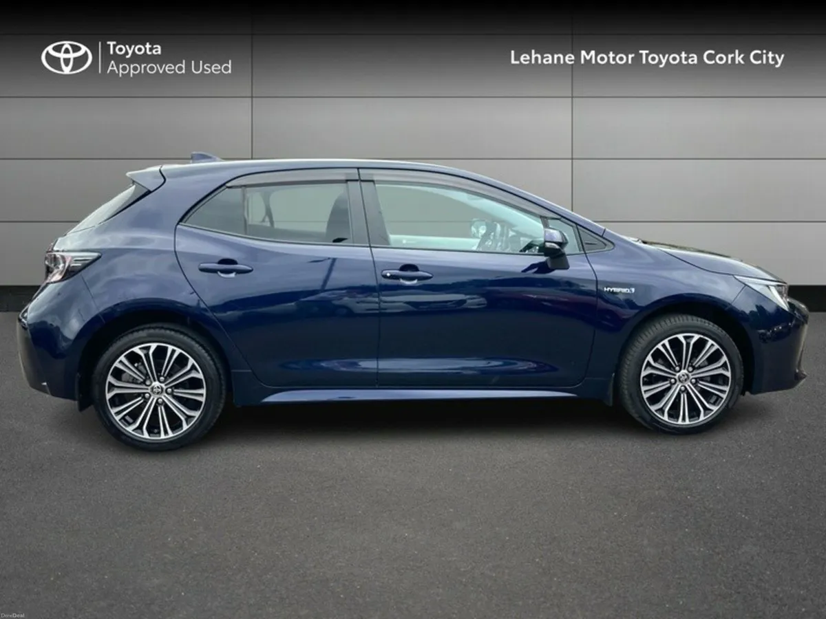 Toyota Corolla HYBRID SOL H/B 4DR AUTO - Image 3