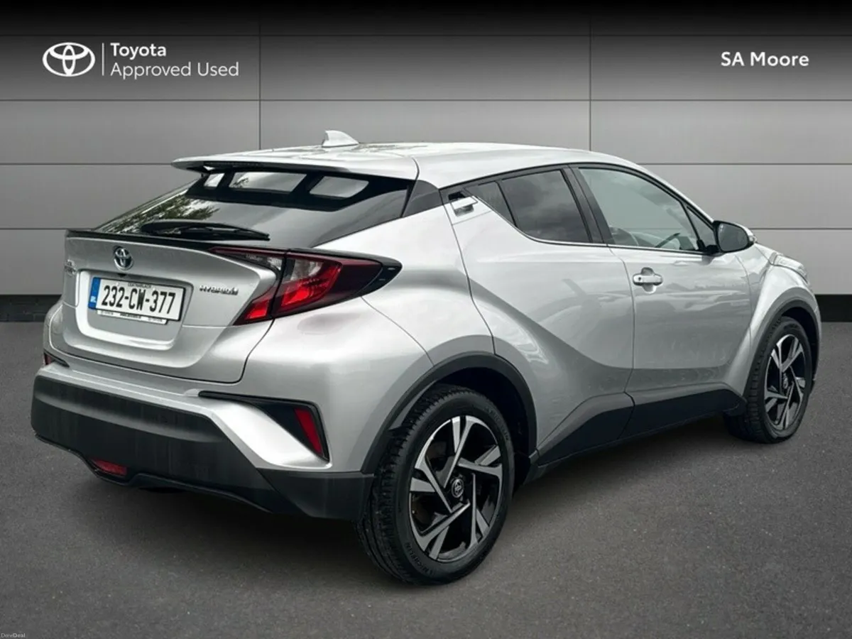 Toyota C-HR HYBRID SPORT - Image 2