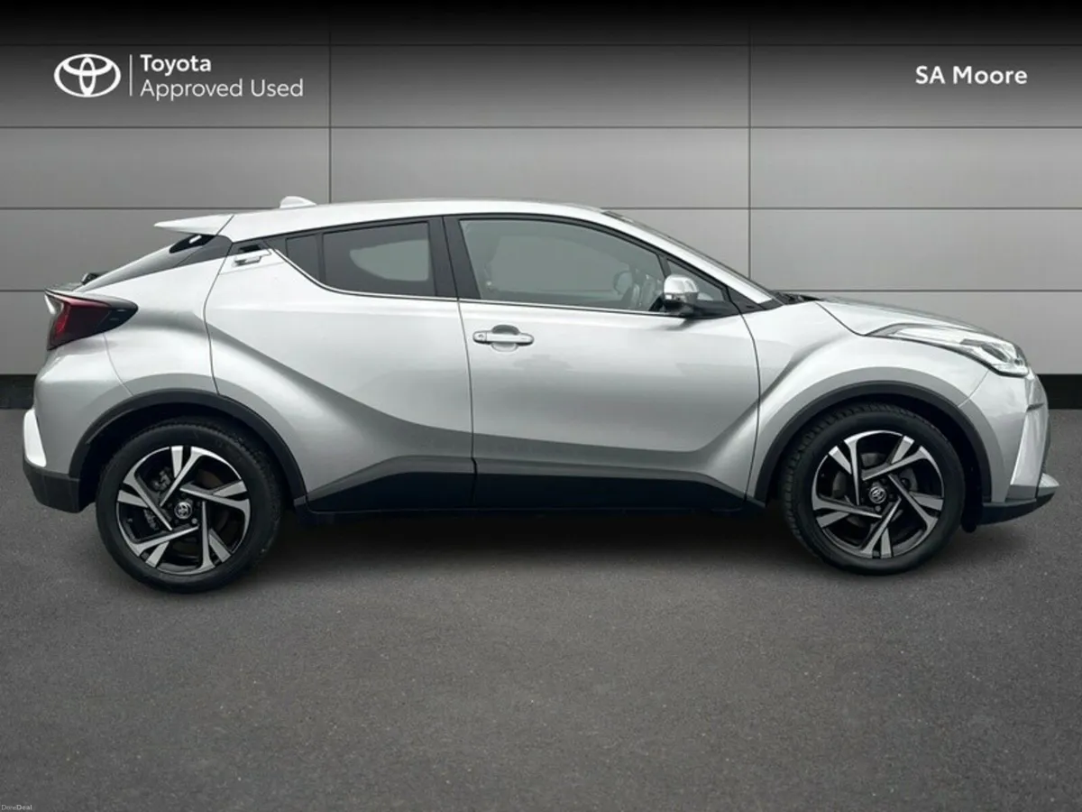 Toyota C-HR HYBRID SPORT - Image 3