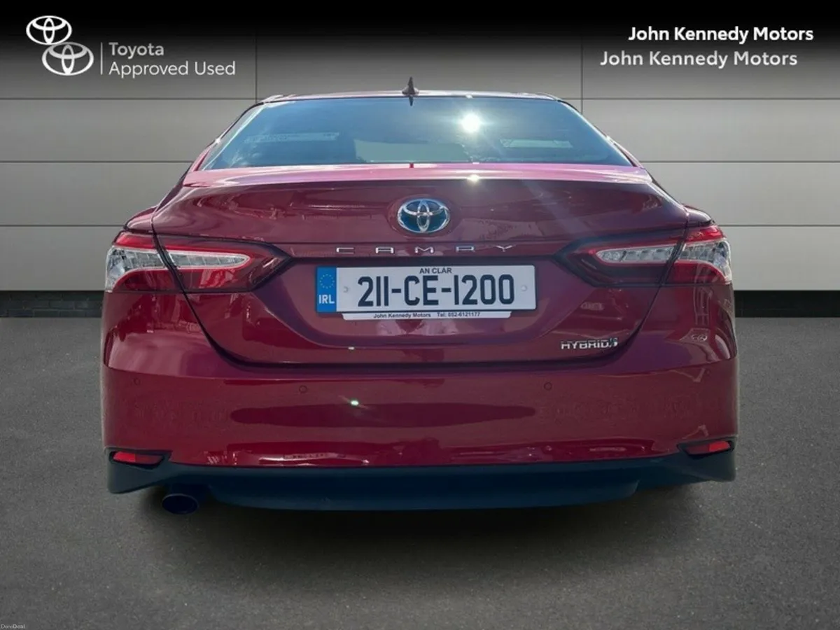 Toyota Camry HYBRID PLATINUM 4DR AUTO - Image 4