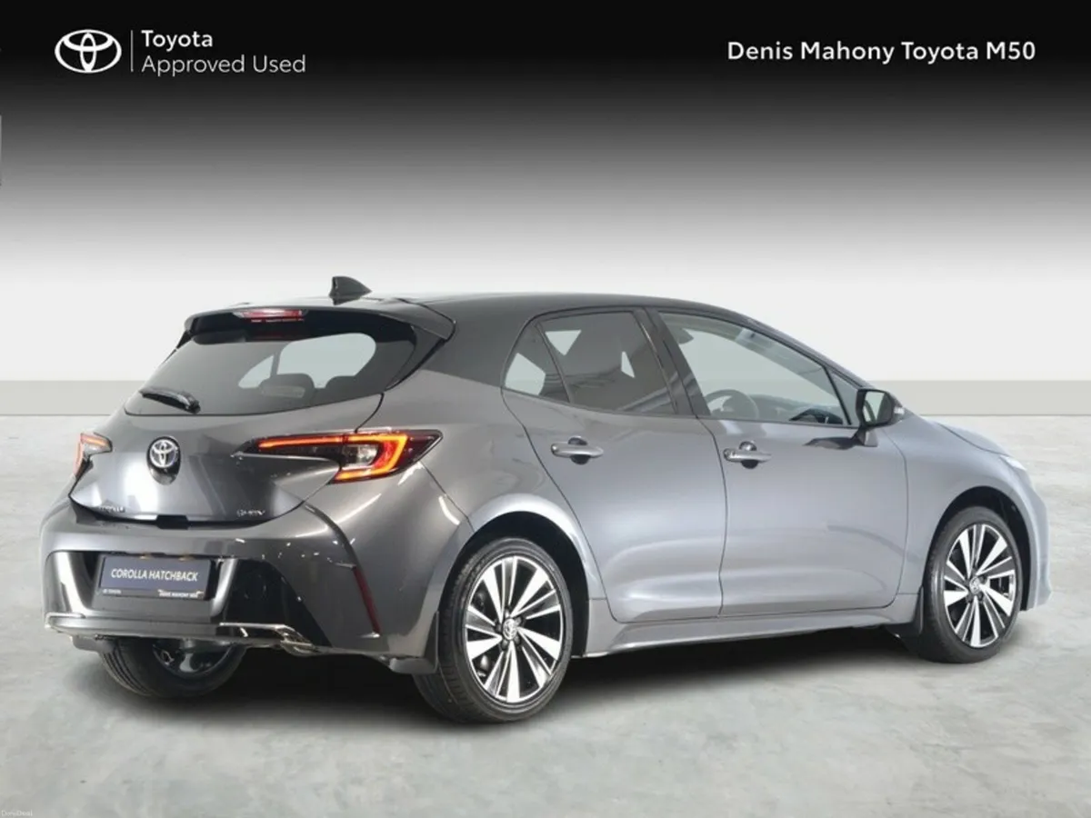 Toyota Corolla Hybrid Luna Sport - Image 2
