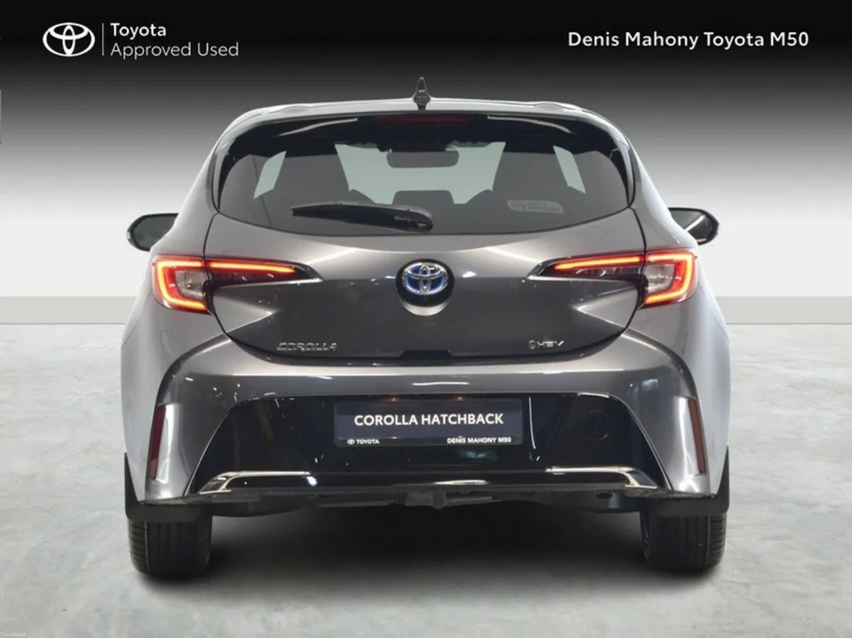 Toyota Corolla Hybrid Luna Sport - Image 4