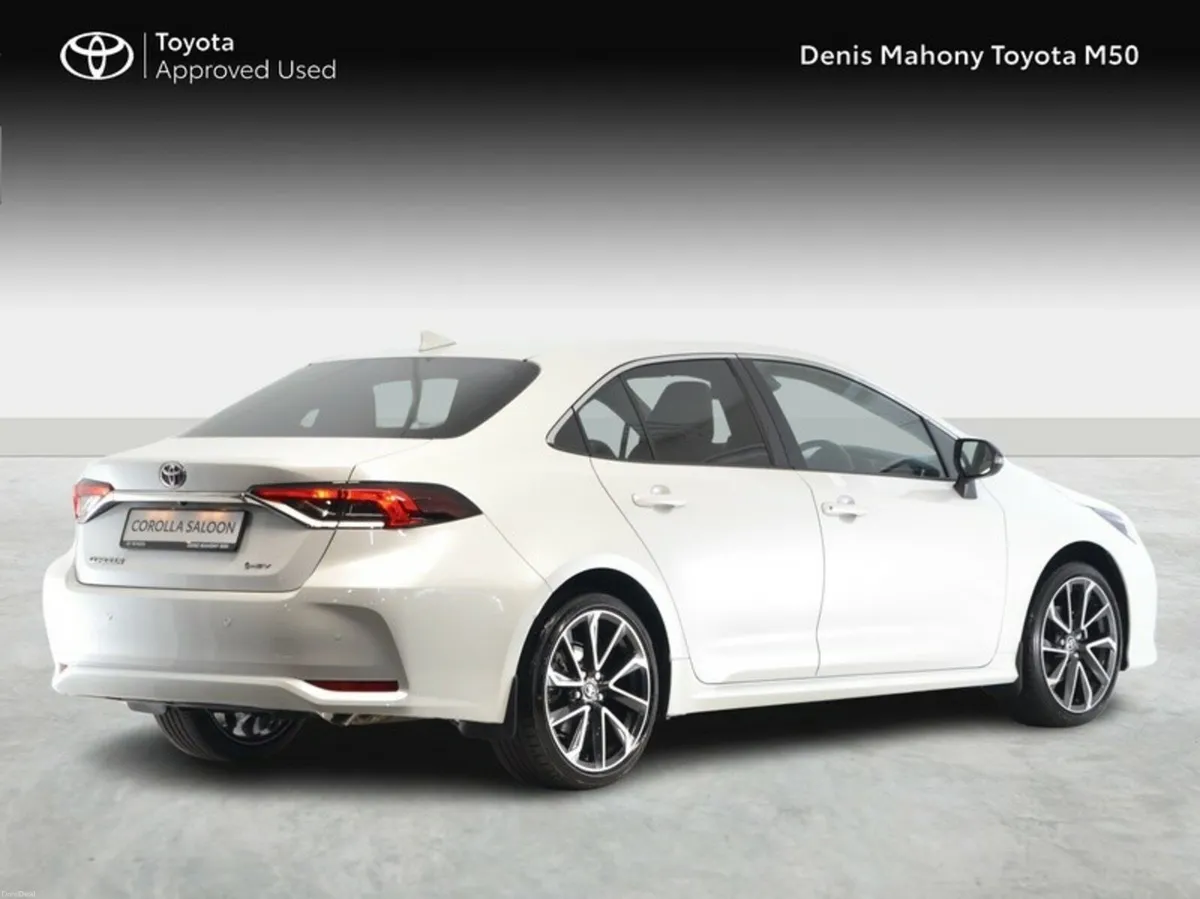 Toyota Corolla Hybrid Sol Auto - Image 2
