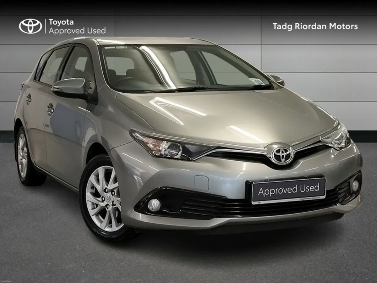 Toyota Auris 1.4 D4D AURA 5DR - Image 1