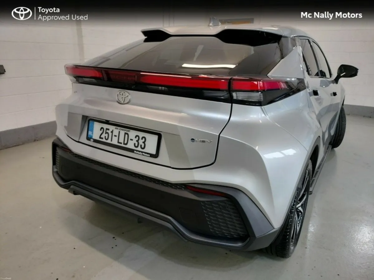 Toyota C-HR HYBRID SPORT DEMO + ACCESSORIES PCP AV - Image 3