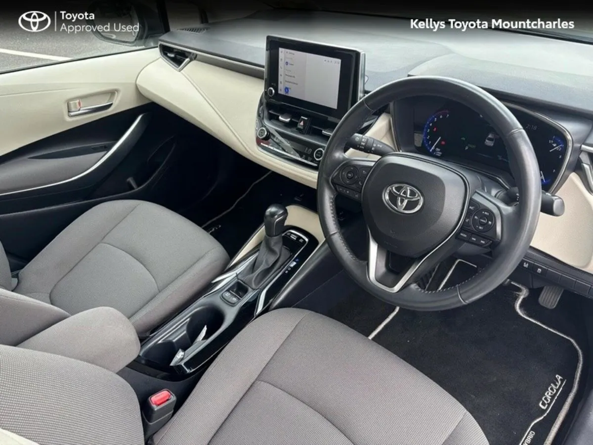 Toyota Corolla COROLLA HYBRID LUNA SPORT - Image 3
