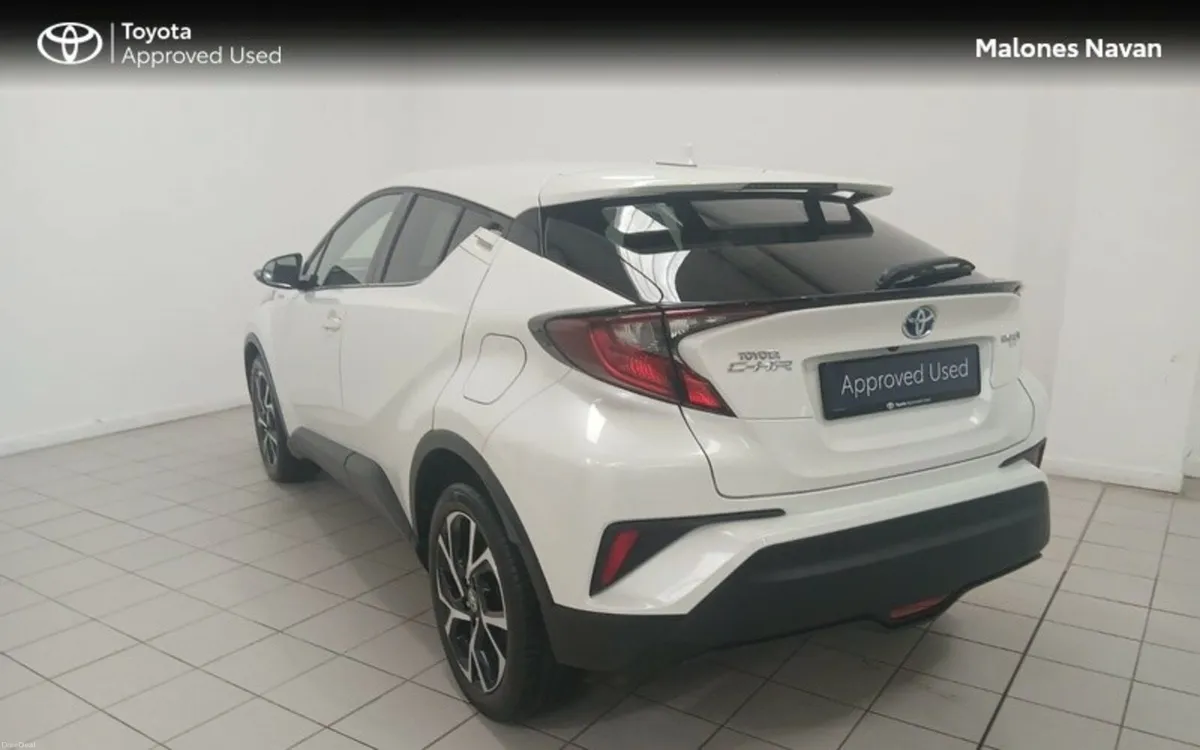 Toyota C-HR C-HR 1.8 HYBRID SPORT - Image 2