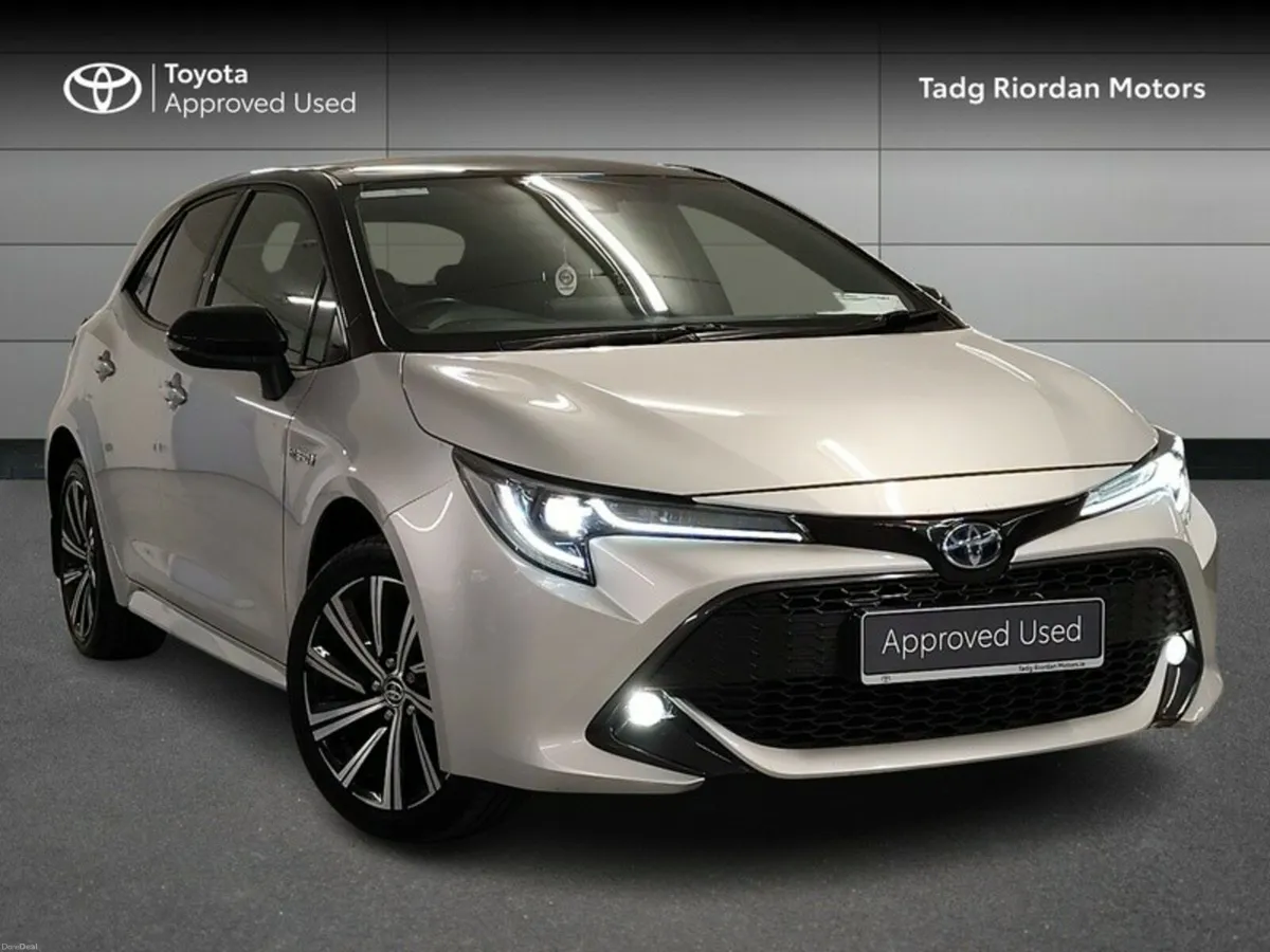 Toyota Corolla HYBRID LUNA SPORT H/B - Image 1