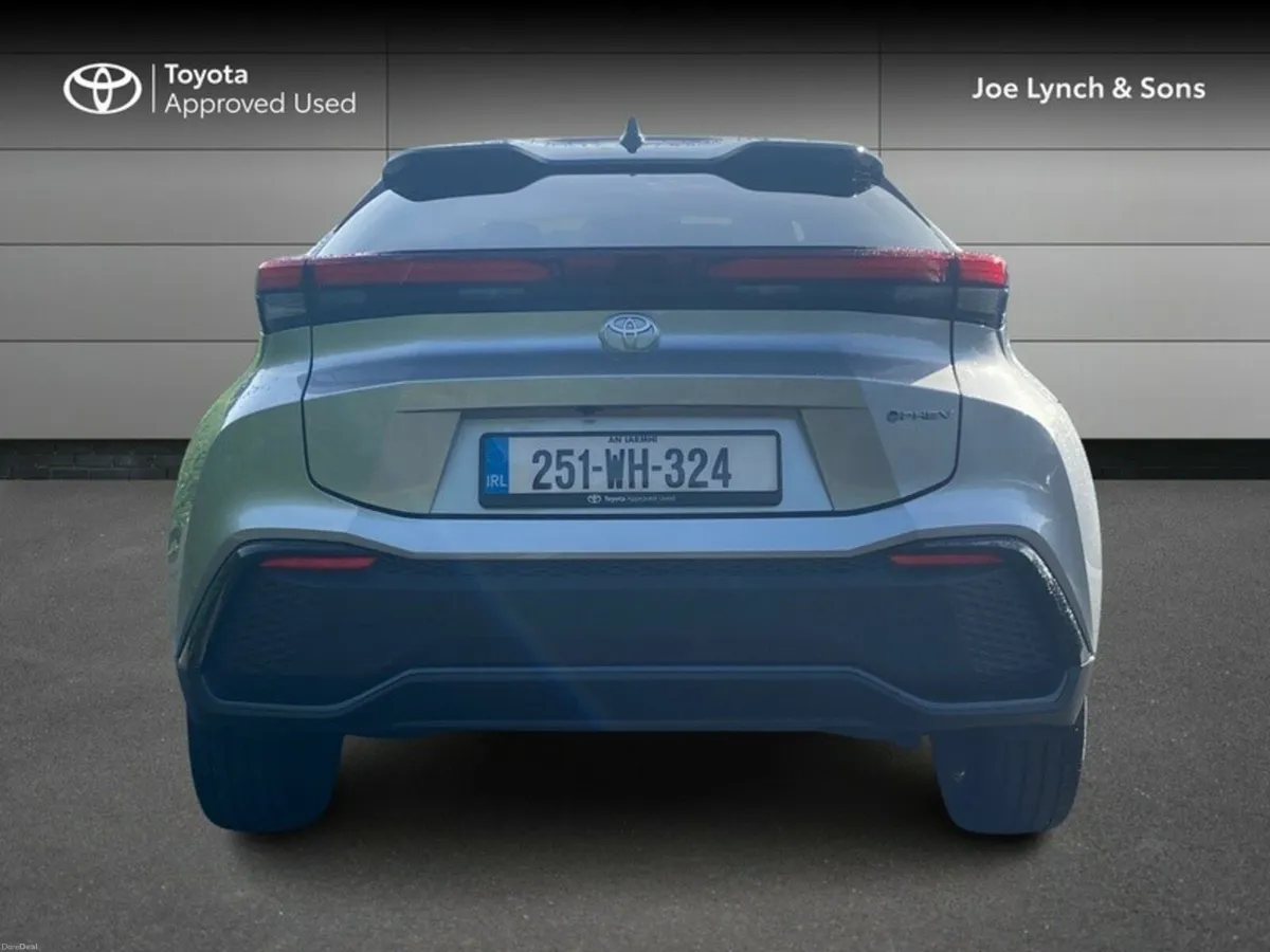 Toyota C-HR C-HR PHEV SOL - Image 4