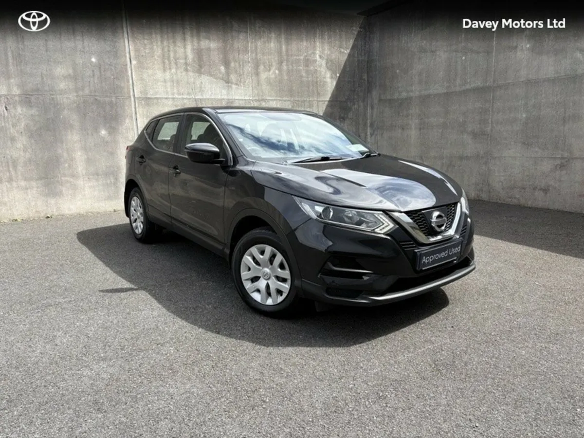 Nissan Qashqai 1.2 XE 18 4DR - Image 1