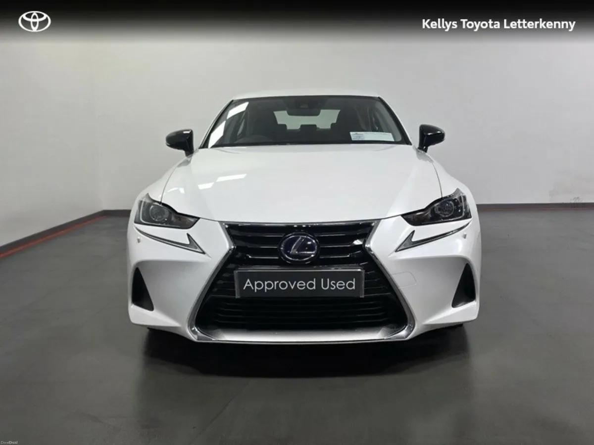 Lexus IS 300H SPORT E6 4 DOHC #144 - Image 4